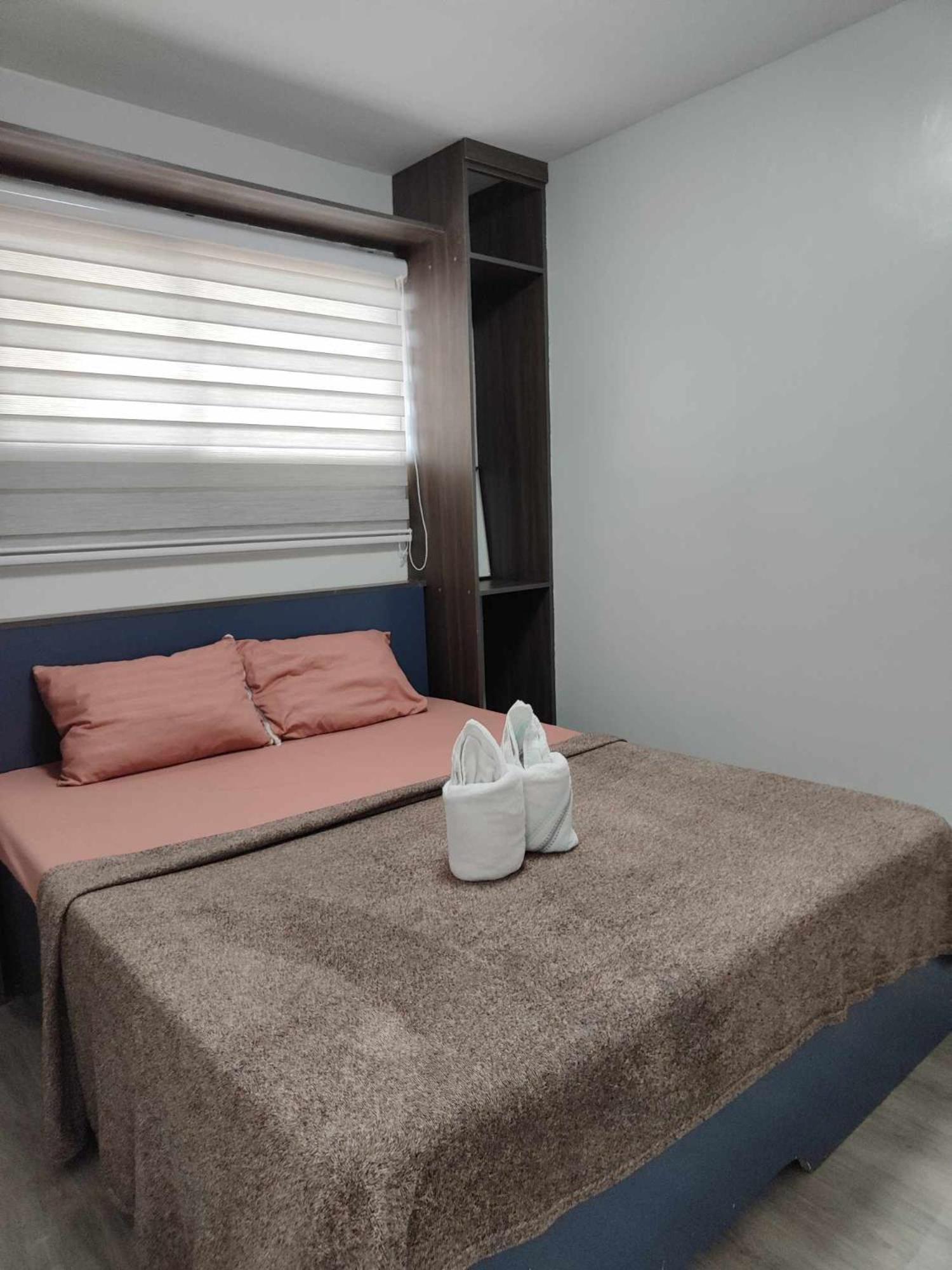 Ri'S One Oasis W Free Pool Back Of Sm City Mall Davao Room photo